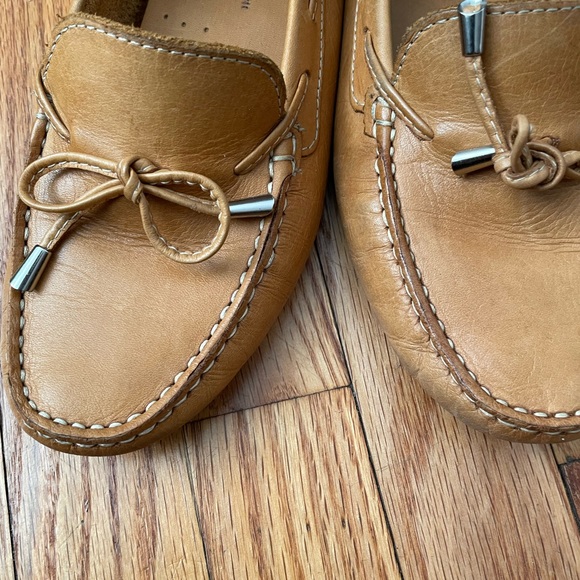 Vintage Leather Slip on Tomboy Masc Preppy Casual rubber outsole Moccasins Work - Picture 9 of 9